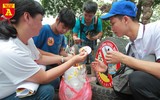 Hàng nghìn người đi bộ kêu gọi 